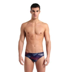 Arena Halftone Swim Brief -Speedo Shop 006786 417 MEN SARENAHALFTONESWIMBRIEFS 002 d66464ae c750 43c7 854e b9dc910ce039