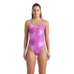 Arena Tie Dye Challenge Back -Speedo Shop 010023 909 WOMEN SARENASWIMSUITCHALLENGEBACKALLOVER 001