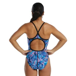 TYR Crystalized Diamondfit -Speedo Shop DCRY7A 077 main02 e1acf9f8 766d 4f39 a93c 61a25a12deef