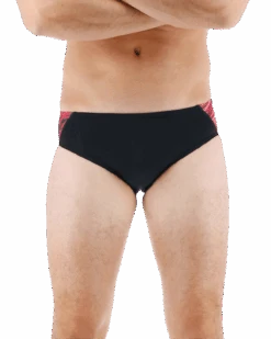 TYR Durafast Lite Cadence Racer -Speedo Shop cadence racer rcade7 610red 1 0f591a76 d322 44c4 8833 3a4544a2e6c8