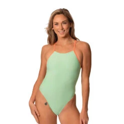 Jolyn Raya Contrast Spring '23 Collection