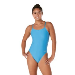 Speedo Solid Twist Back