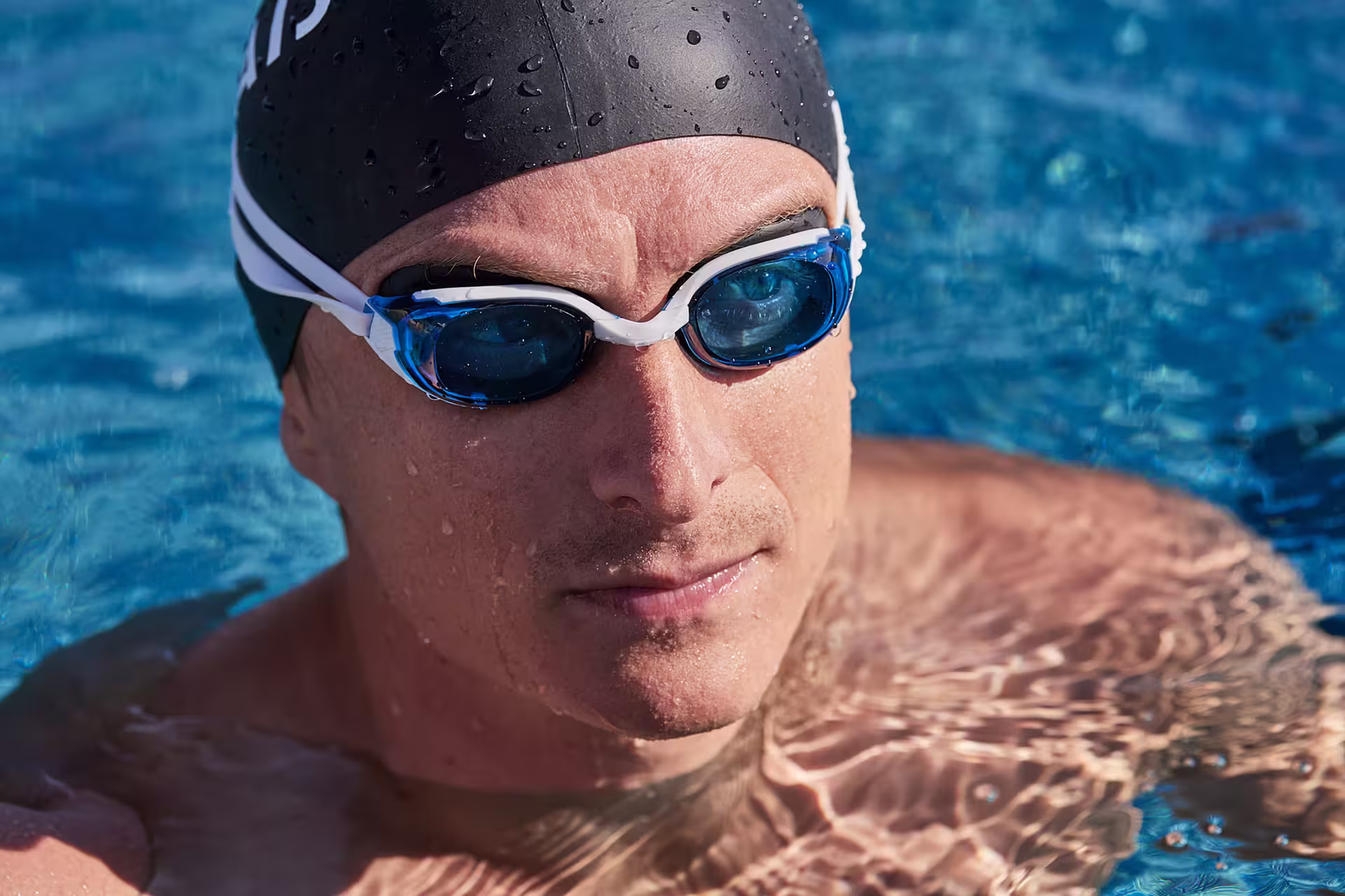 Speedo Shop 33 Speedo Shop -Speedo Shop swimming goggles one size fits all bfit white with blue tinted lenses nabaiji 8732254